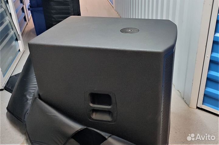 Сабвуфер JBL PRX818xlfw