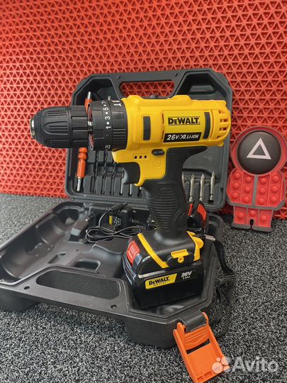 Шуруповерт DeWalt 26V