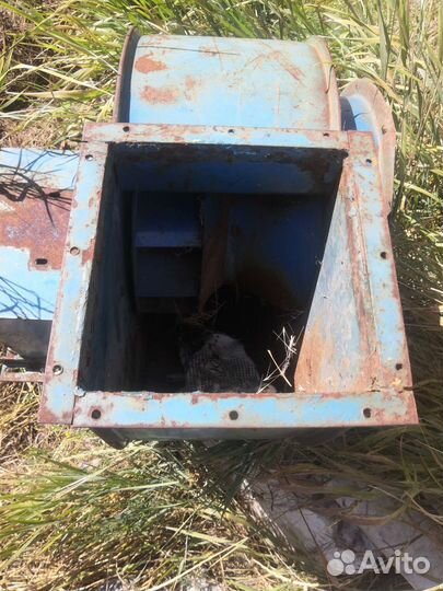 Вытяжка улитка бу