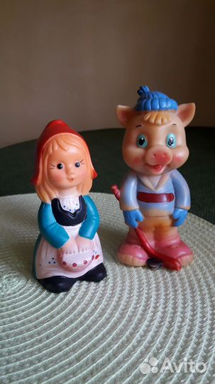 Красная шапочка, хрюша хоккеист, резиновые СССР