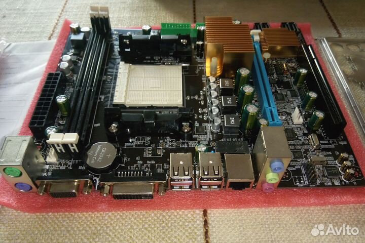 Материнская плата под процессор AMD новая