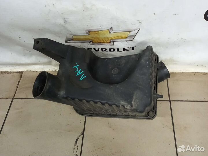 Корпус воздушного фильтра Шевроле Лачетти