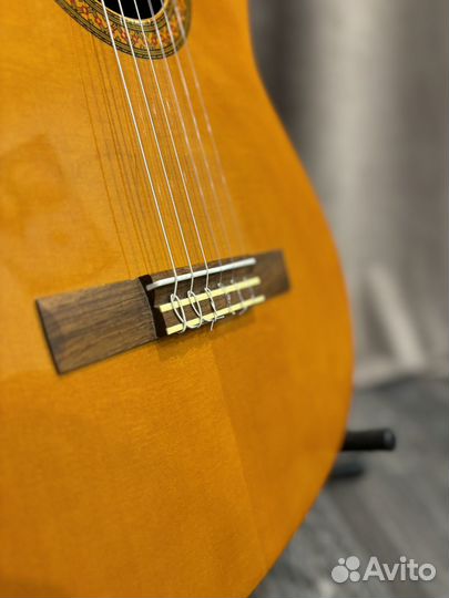Гитара классическая Yamaha C40