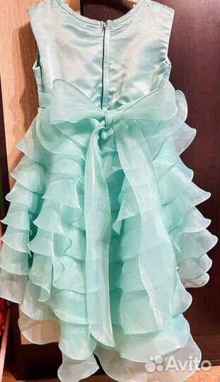 Платья нарядное пышное