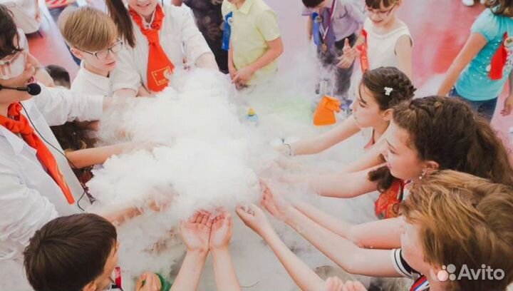 Фокусник зверюшки аниматорышоу на детские праздики