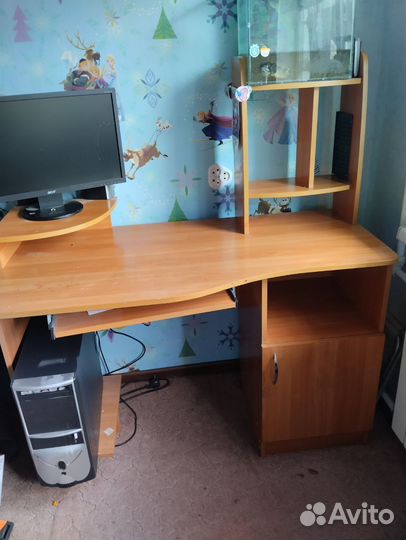 Компьютерный стол бу