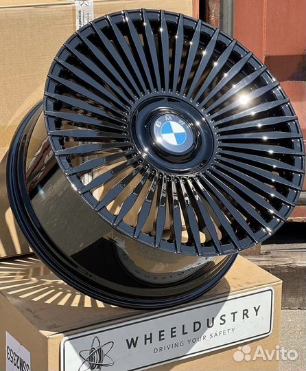 Кованые диски R22 BMW 7 series G70
