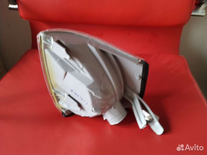 Поворотник mercedes w202