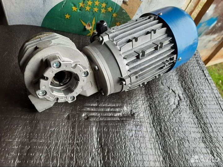 Моторредуктор 38 оборотов