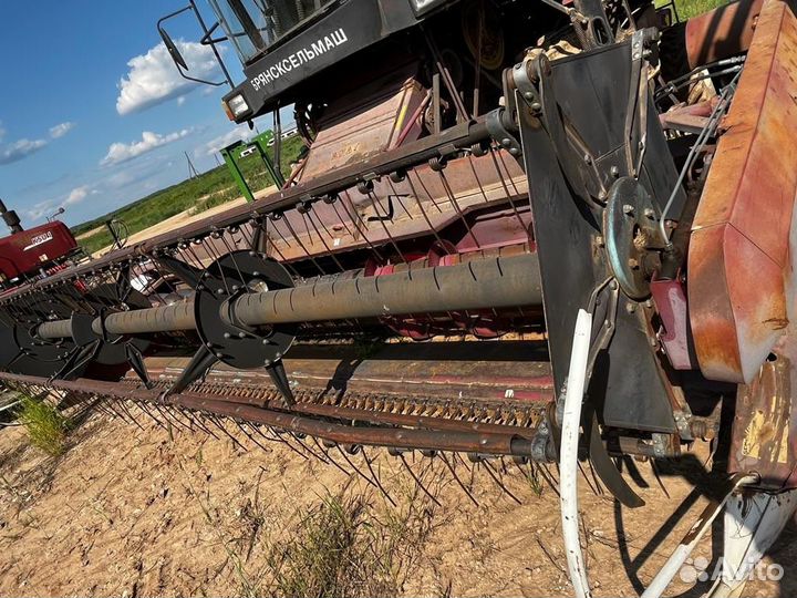 Комбайн Гомсельмаш КЗС-812 (Палессе GS812), 2010