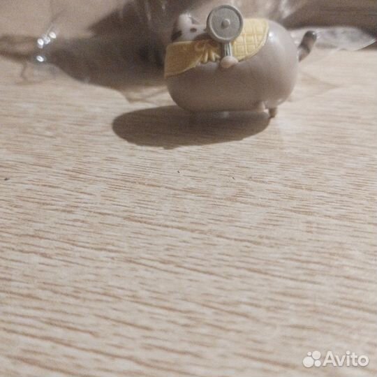 Пушкин фигурка