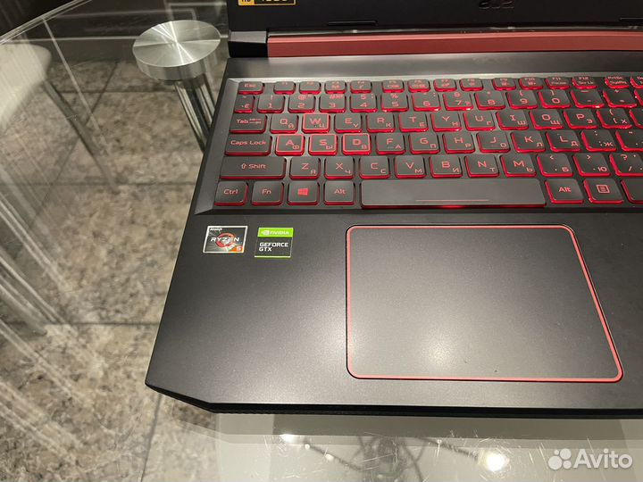 Acer Nitro 5 1650 R5 3550H 16 256 / 1TB