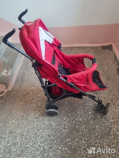 Прогулочная коляска трость
