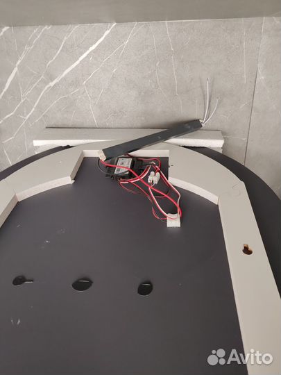 Зеркало с подсветкой