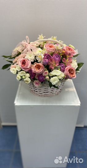 Цветы/цветы в корзине