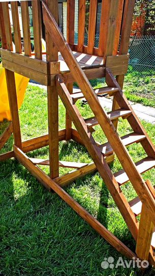 Детская деревянная площадка