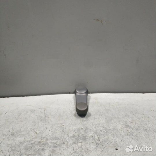 Ручка стеклоподъемника Nissan Almera Classik B10