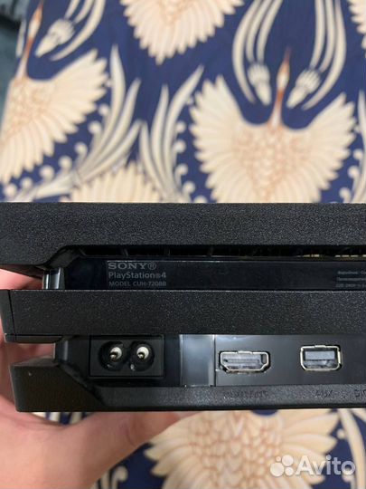 Sony Playstation 4Pro (CUH-7208B) 1Tb