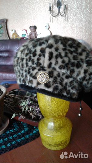 Зимняя шапка из искуственного меха шапка