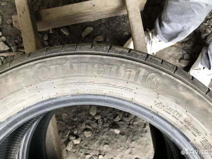 Continental ContiPremiumContact 2 215/55 R17