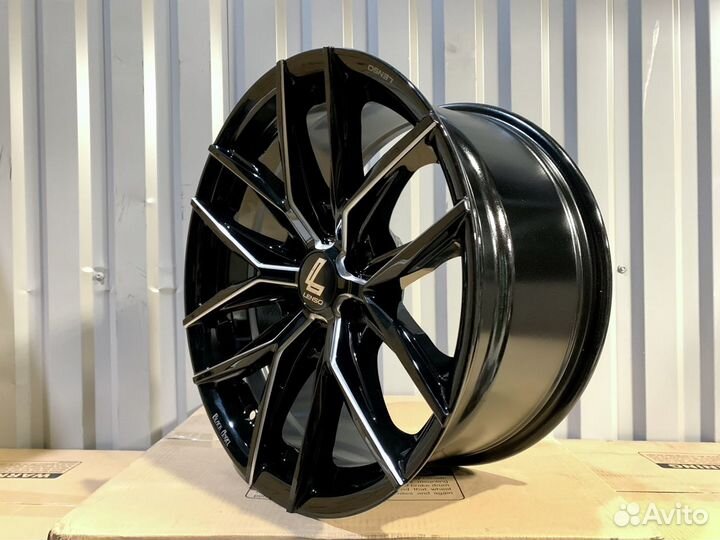 Литые диски Lenso 18х9.0 / 6х139.7 black-angel V.9