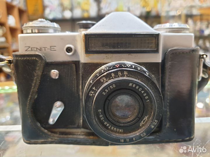 Плёночный фотоаппарат Зенит Е