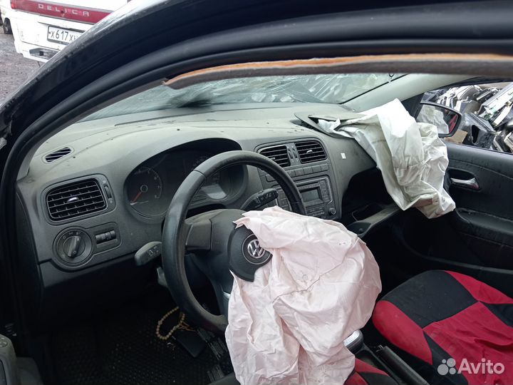 Авто в разбор на запчасти Volkswagen Polo