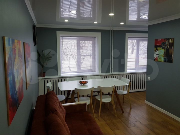 2-к. квартира, 70 м², 1/2 эт.