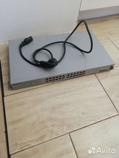 Маршрутизатор, свич 24 порта