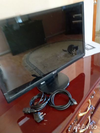 Монитор Accer 24 дюйма в идеале