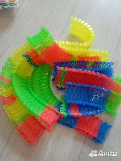 Гибкий трек без машин