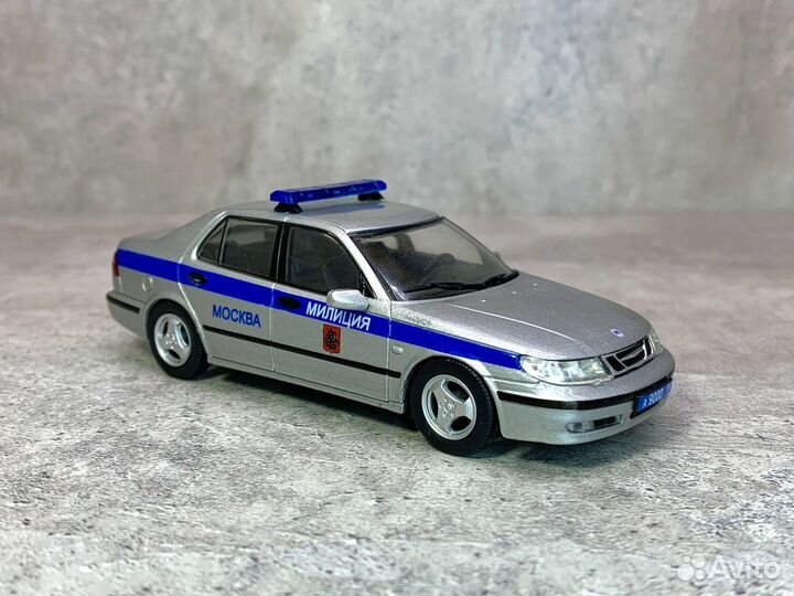 Коллекционная модель Saab 9-5 Aero 1:43