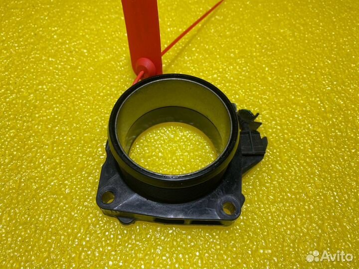 Дроссельная заслонка Audi A4 B9 2017 06M145674CN