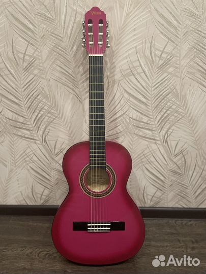 Гитара valencia