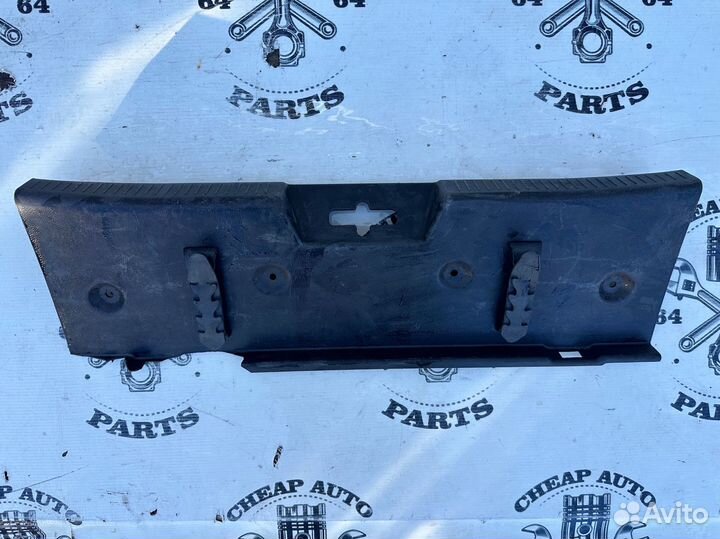 Обшивка крышки багажника Chevrolet Aveo T300