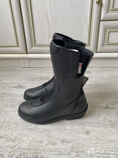 Новые Triumph р. 38 EUR мотоботы