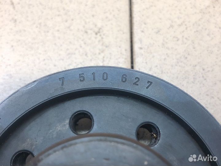 BMW 7 E65 4.4 Шкив коленвала