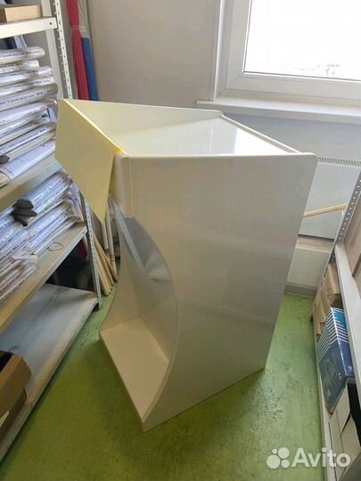 Трибуна для выступления, стойка (спикера)