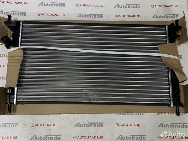 Радиатор охлаждения ford focus 2