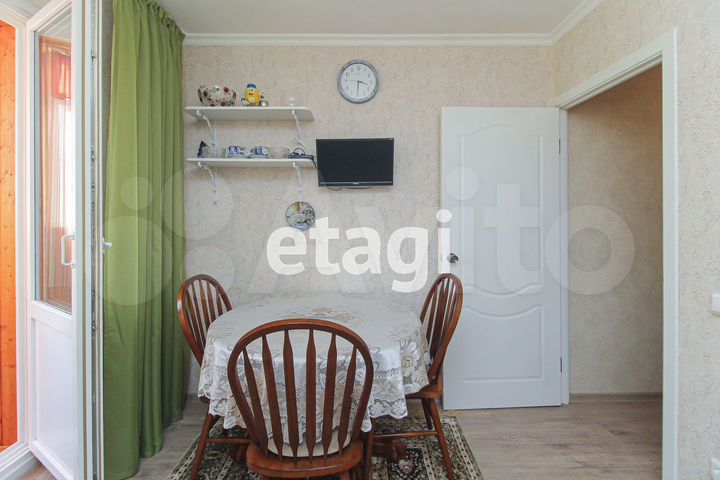 1-к. квартира, 43 м², 3/14 эт.