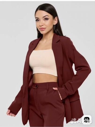 Костюм женский