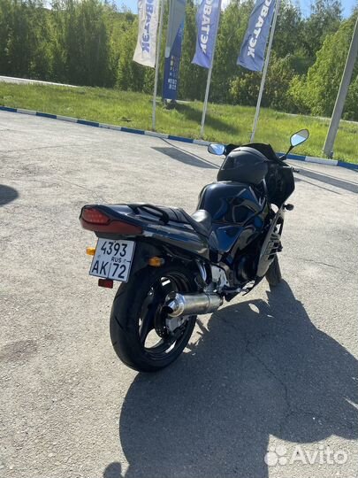 Сузуки RF 400R