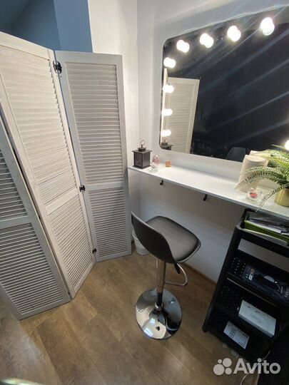 Аренда рабочего места бровист визажист