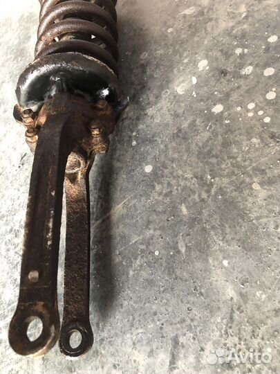 Стойка передняя правая/левая Kia Sportage 1