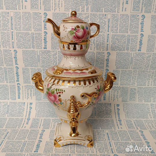 Самовар фарфоровый Гжель