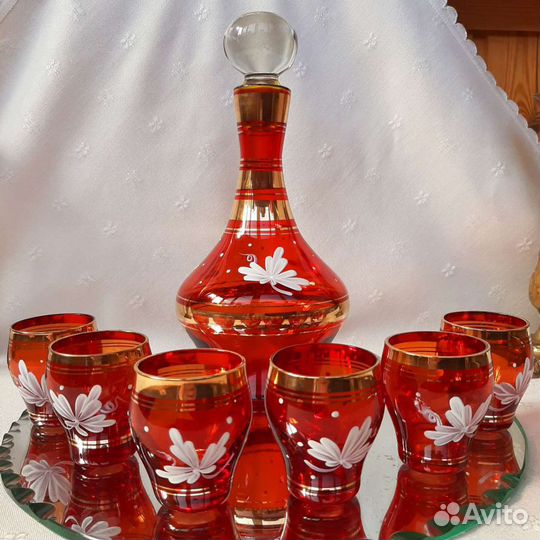 Графин и рюмки СССР цветное стекло