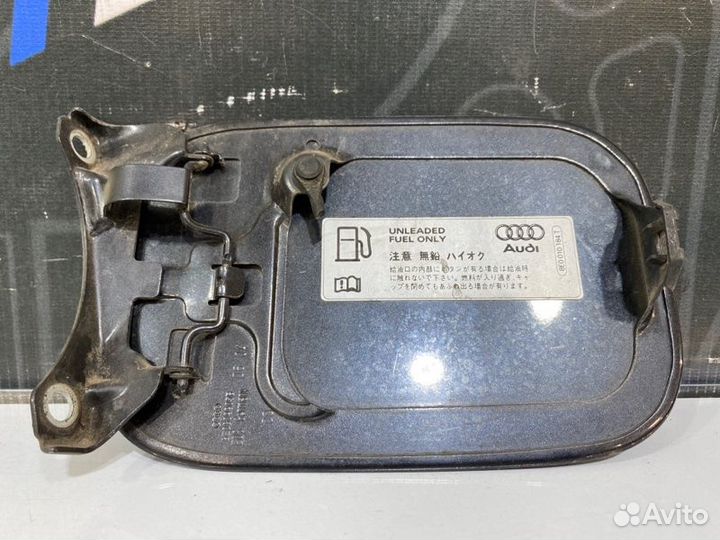 Лючок бензобака Audi A4 B6 ASN 2004