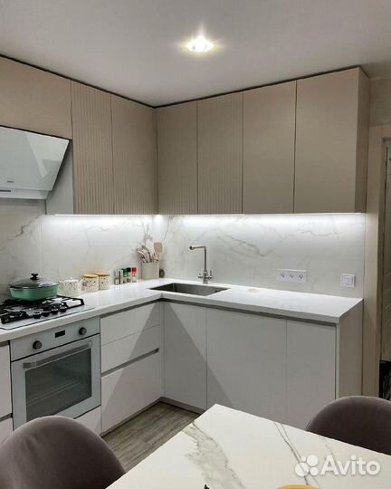 Современные кухни на заказ