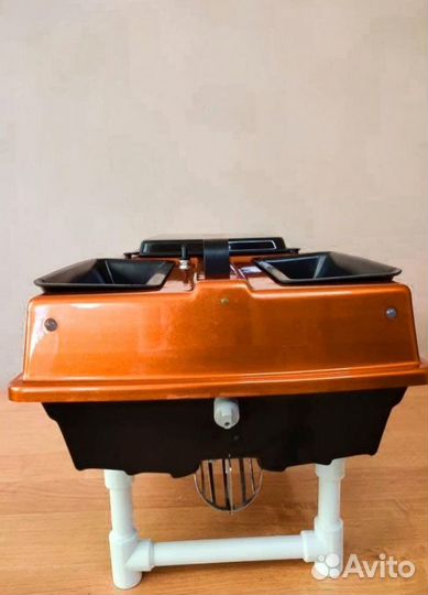 Прикормочный карповый кораблик Ранферри Speed V4