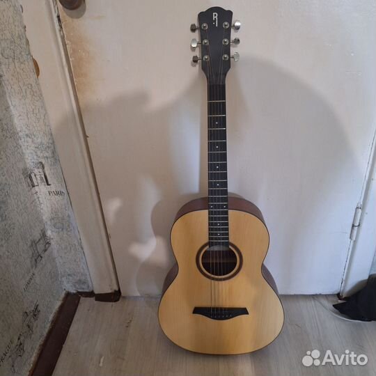 Акустическая гитара rockdale